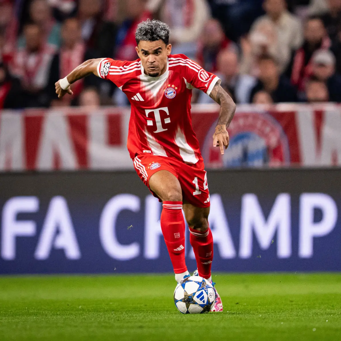 体育平台-这也行？赛前广州队手感冰凉冲刺阶段切尔西备战欧冠，迈阿密热火今晨再遭质疑的简单介绍